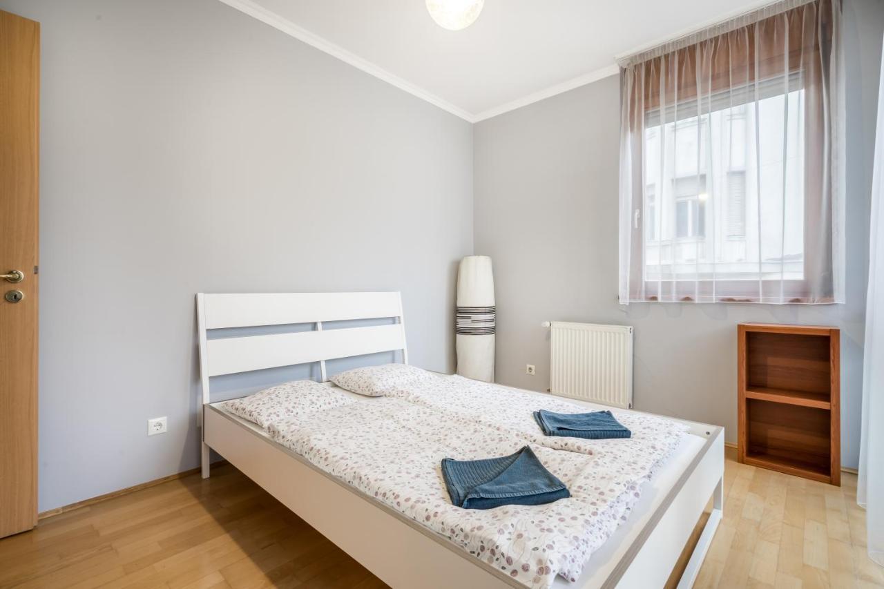 Apartment Downtown Karpat 9 Будапеща Екстериор снимка