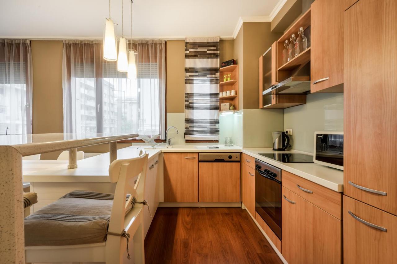 Apartment Downtown Karpat 9 Будапеща Екстериор снимка