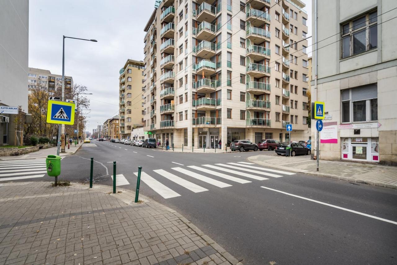 Apartment Downtown Karpat 9 Будапеща Екстериор снимка